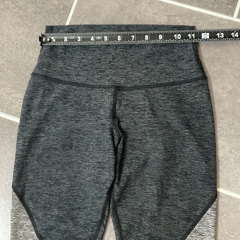 ALO Yoga Momentum Alosoft High-Rise Leggings size XS